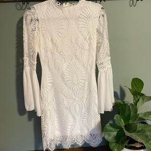 White Lace Flowy Sleeve Dress